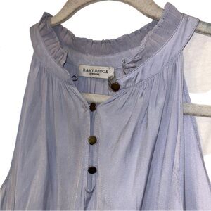 STUNNING RAMYBROOK perwinkle blue loveliest pastel ruffle neck sleeveless top M
